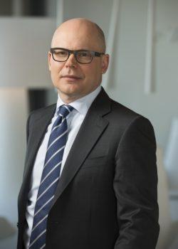 Finnair Talousjohtaja Mika Stirkkinen Mika Stirkkinen.
